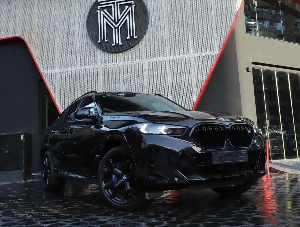 BMW X6 m60i