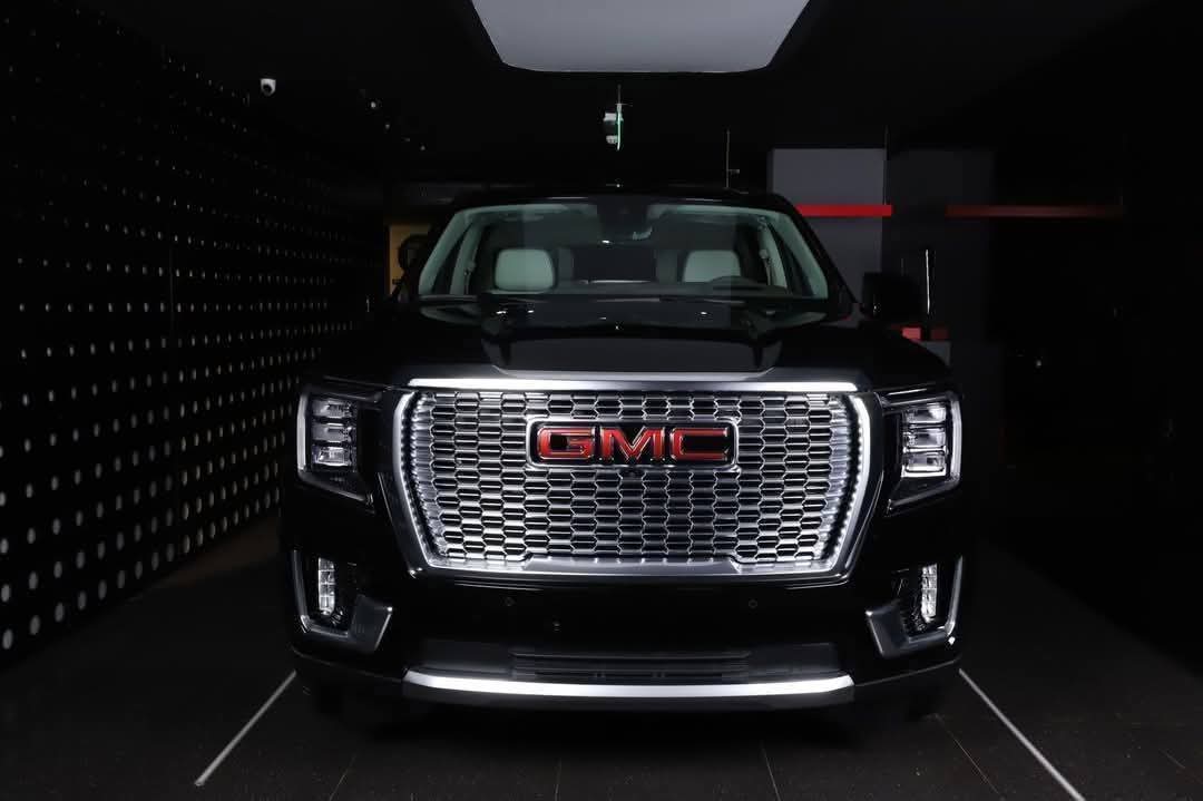 GMC Yukon Denali 2024