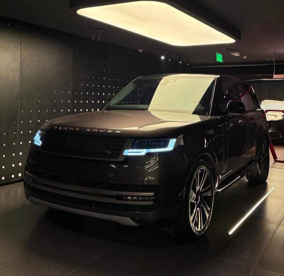 Range Rover Vogue p400